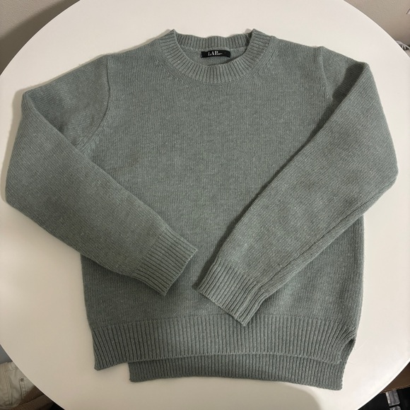 Cozy mint color sweater - Picture 1 of 5
